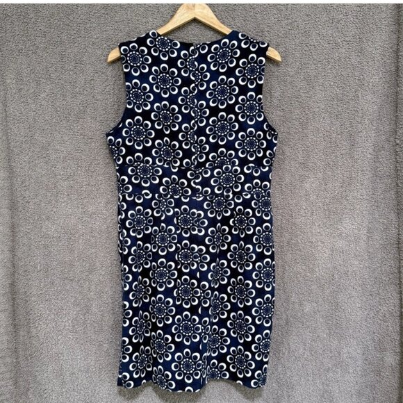 Adam Lippes Linen Silk Blend Floral Dress with pockets - Picture 10 of 11